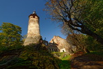 Schloßruine Hartenberg, Turm in der Abendsonne